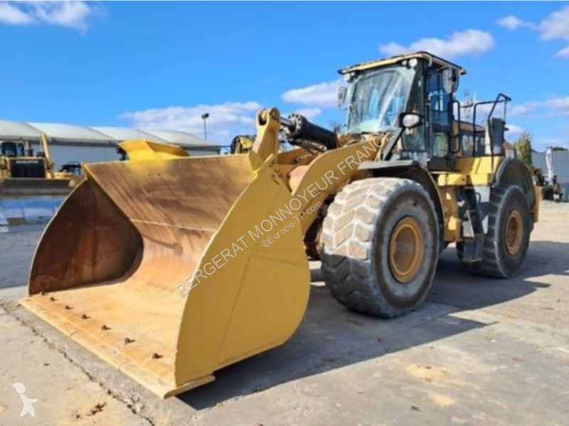 Pá carregadora Caterpillar 972M
