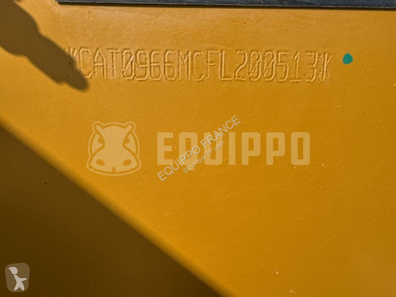Chargeuse Caterpillar XE