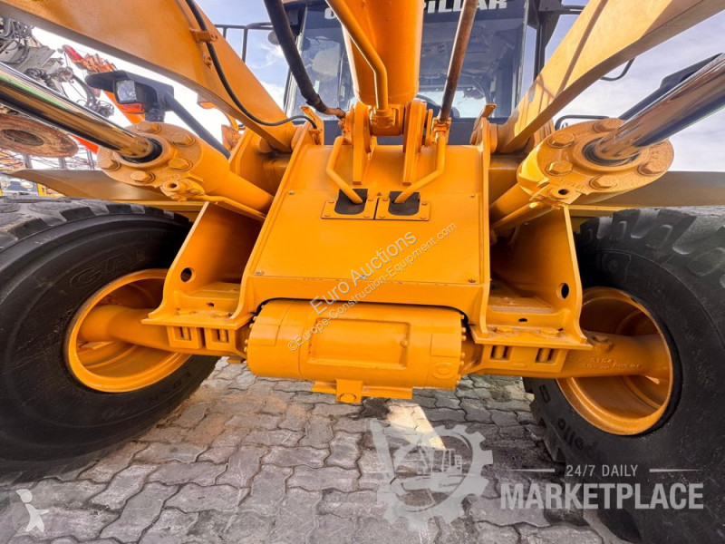 Caterpillar  loader