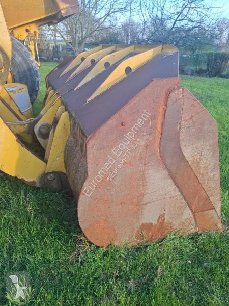 Nakladač Komatsu