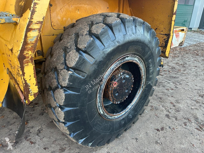 Læssemaskine Liebherr Included spare wheels