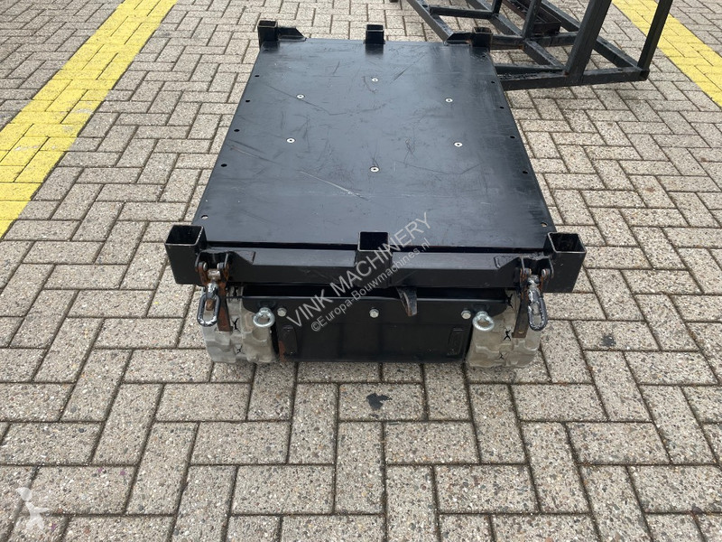 Nakladač  Carrier 1200 R