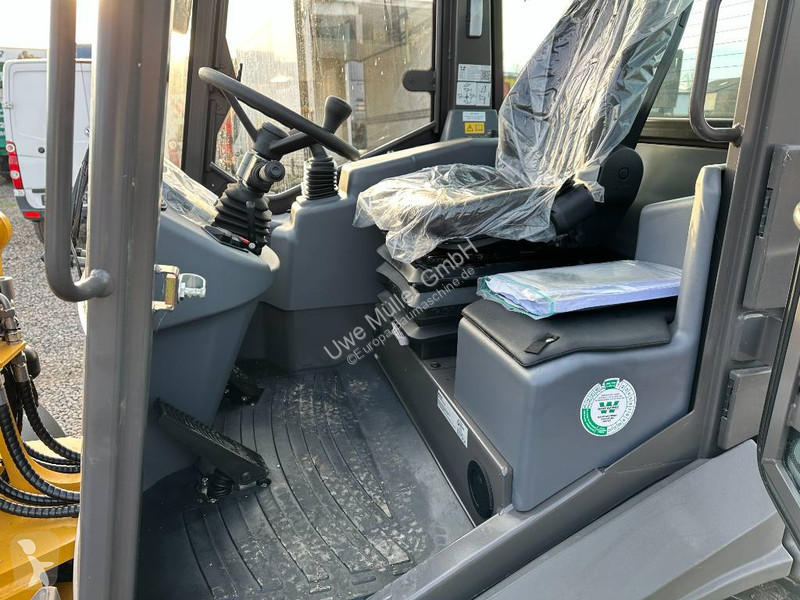مُحمّلة Mecalac AX 700 Radlader netto 41.000 EUR
