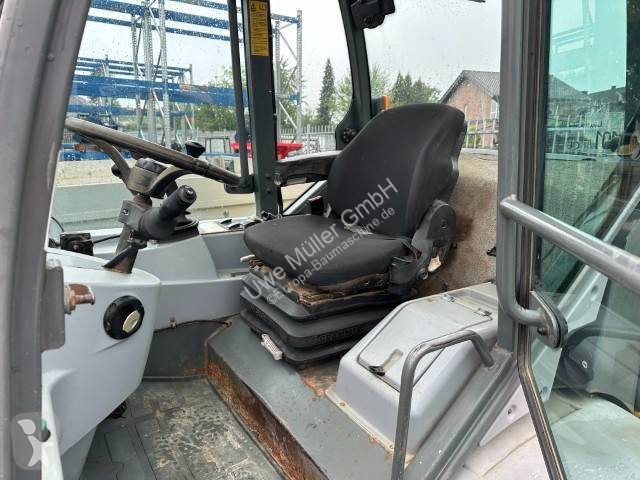 مُحمّلة Kramer 750 Radlader / 19.500 EUR