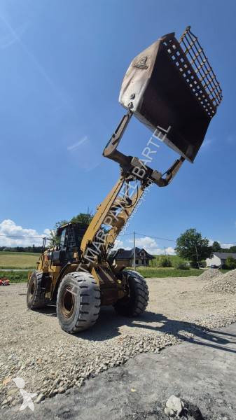 Nakladač Caterpillar 950M
