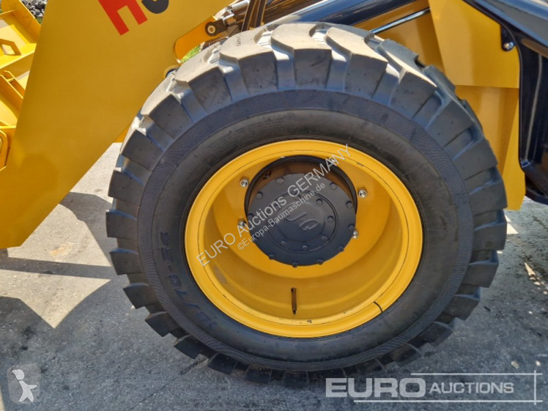 Nakladač  HJ958
