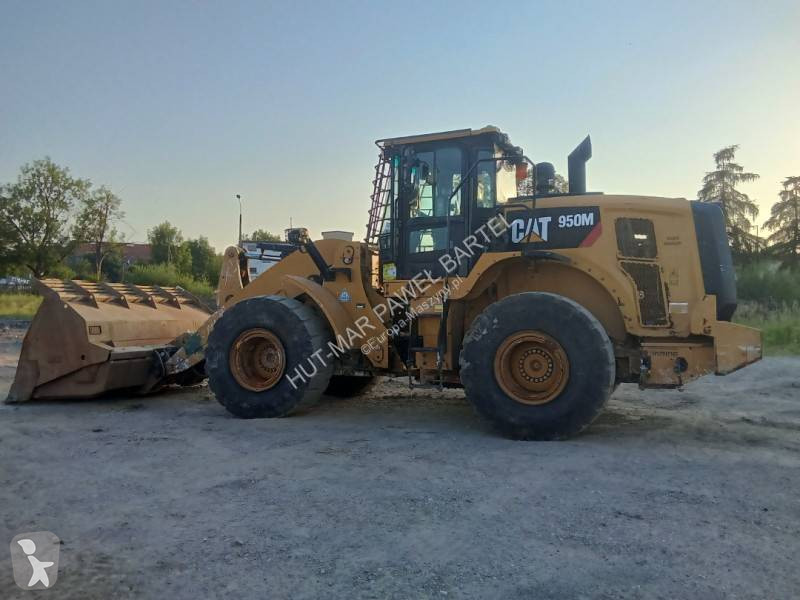 Nakladač Caterpillar 950M