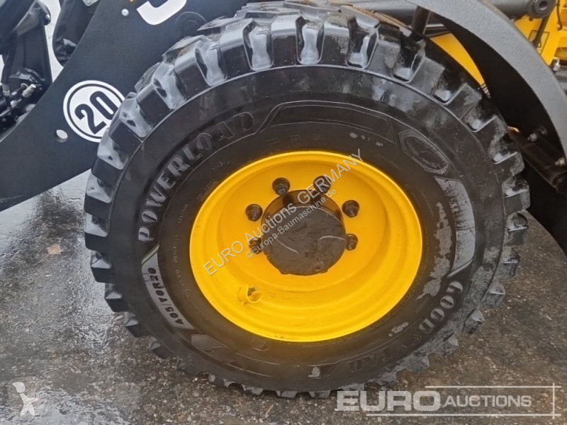 Incarcator JCB 409