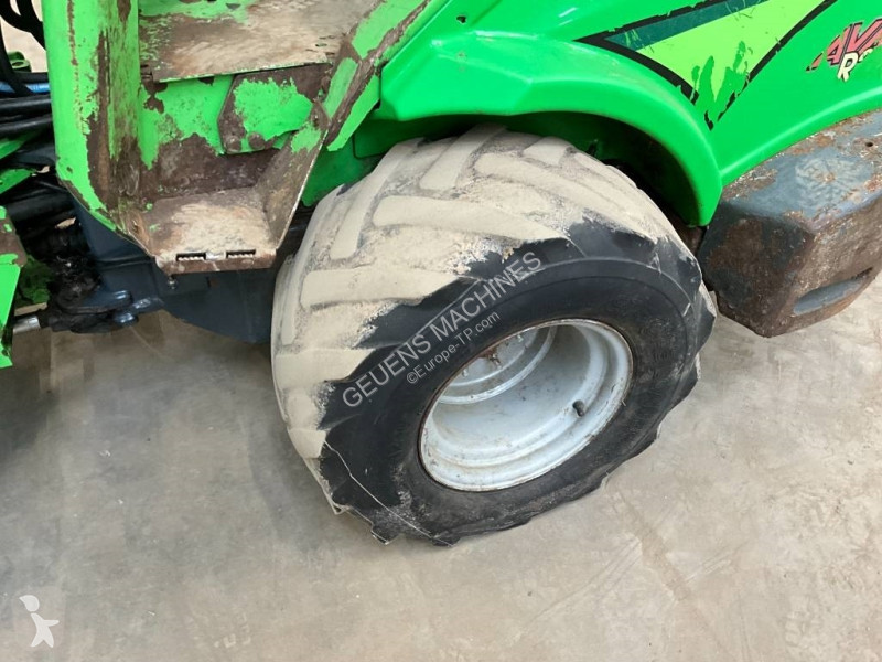 Nakladač  R 28 T S