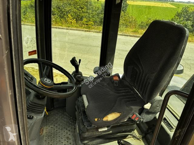 Nakladač Volvo 30G
