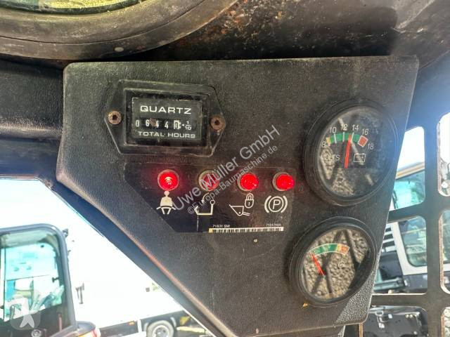 Nakladač Bobcat Kompaktlader 12.000 EUR