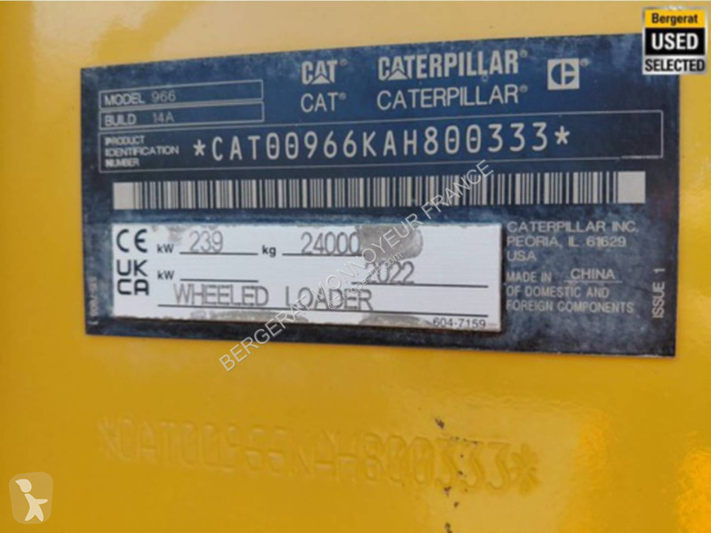 Nakladač Caterpillar 966