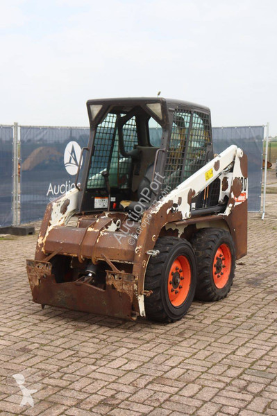 Nakladač Bobcat