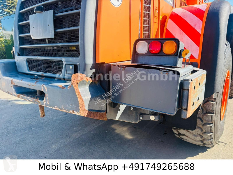 Фронтальный погрузчик Doosan...