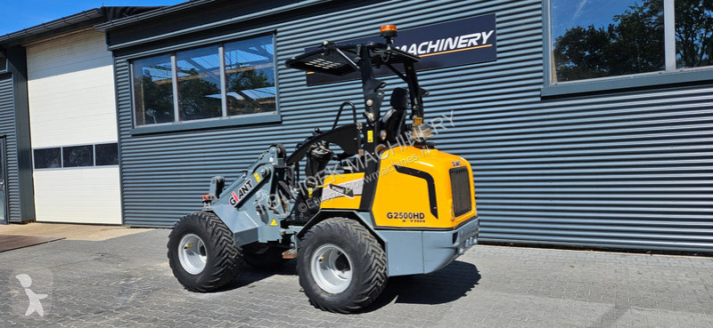 Læssemaskine Giant G2500 X-TRA HD