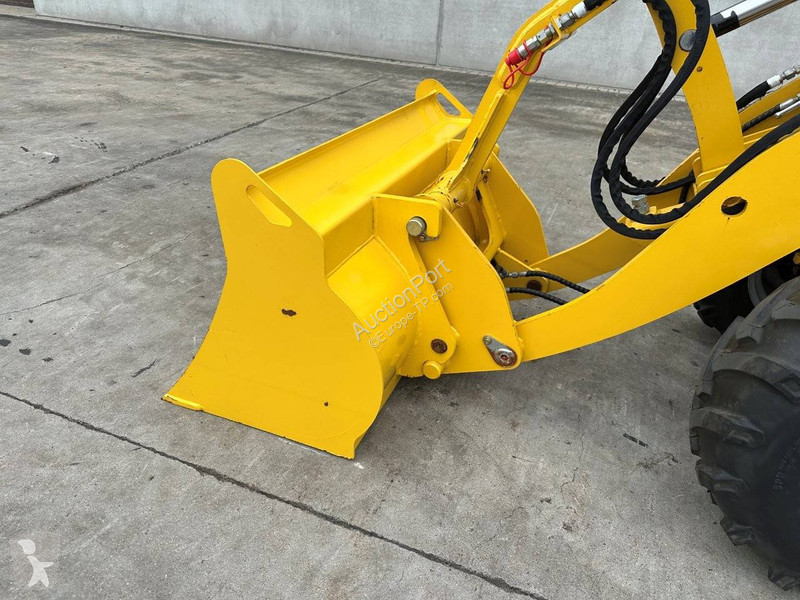 Chargeuse Machpro MP-06