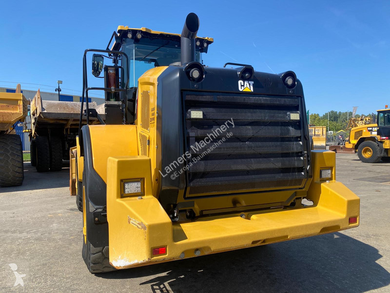 مُحمّلة Caterpillar 962 M .