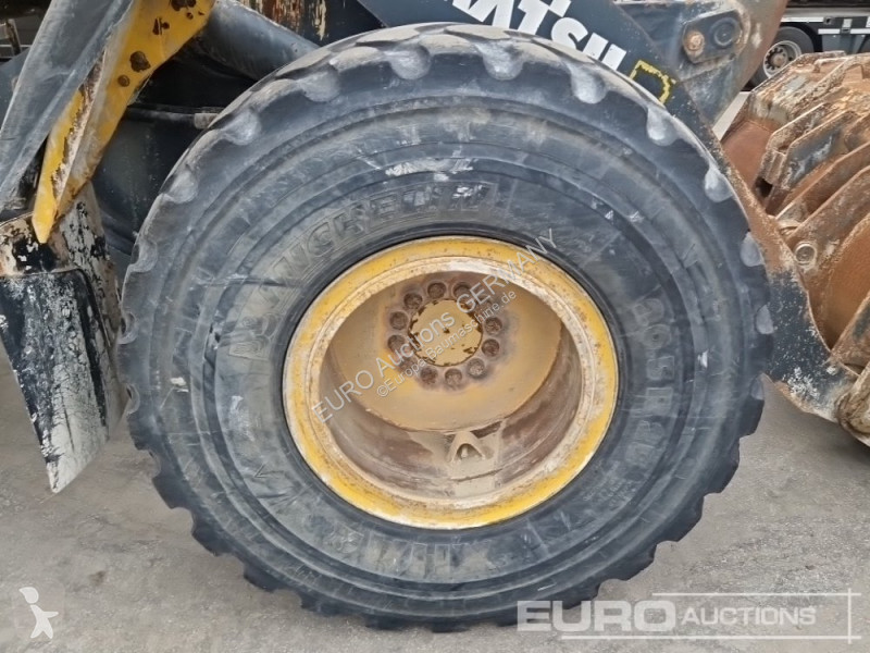 Incarcator Komatsu