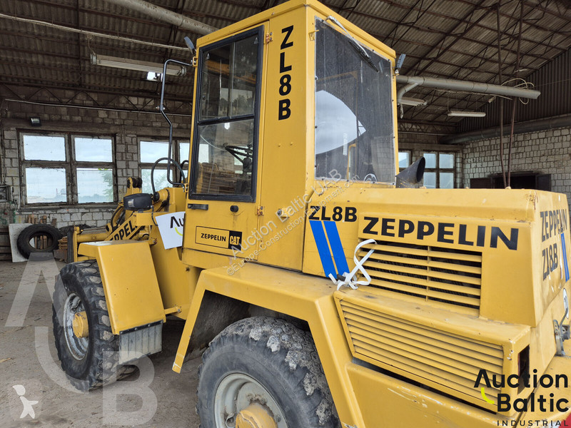 Nakladač  ZL8B
