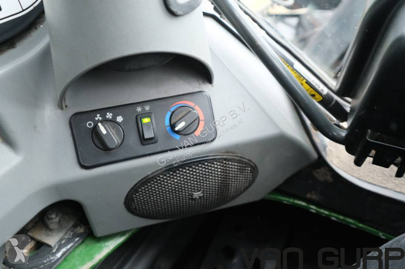 Chargeuse Bobcat HIFLOW + Laser Grader 108 (274...