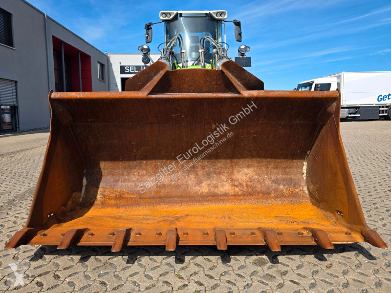 Pala cargadora Liebherr L526 | 9.504h | 2018