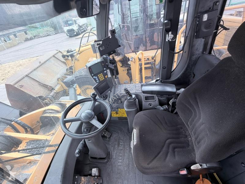 Shovel Liebherr