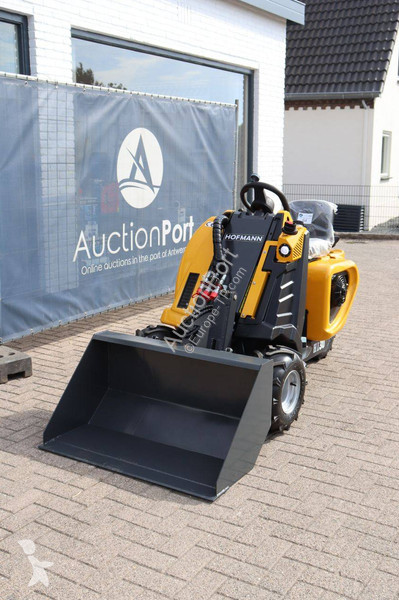 H130 loader