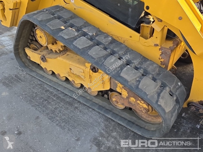Фронтальный погрузчик Caterpillar 289D3