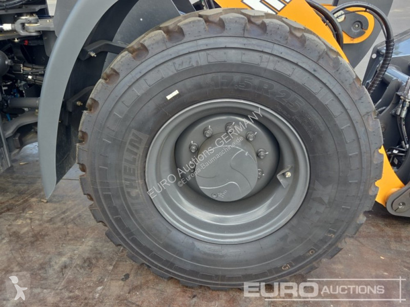 Lastare Case 421G