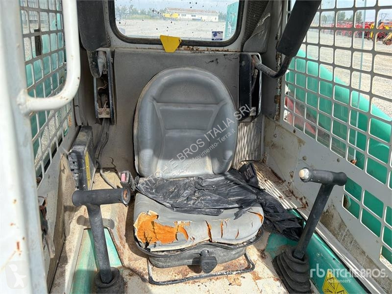Chargeuse IHI 2041 Skid Steer Loader