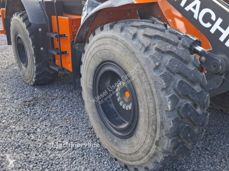 مُحمّلة Hitachi ZW180-7