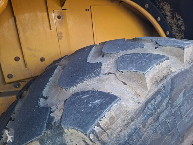 Chargeuse Caterpillar 962M