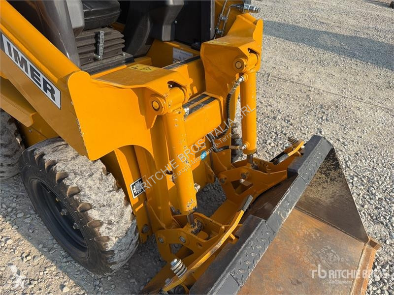 Pala cargadora  Kato-imer AS 12 Skid Steer Loader