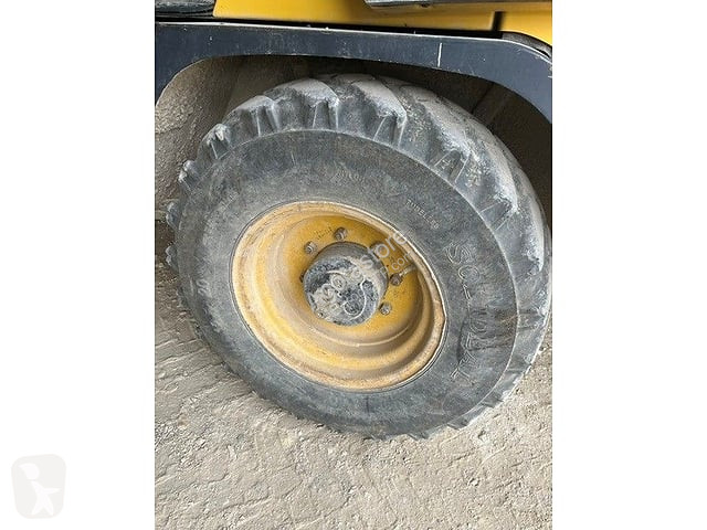 Lastare Komatsu 753