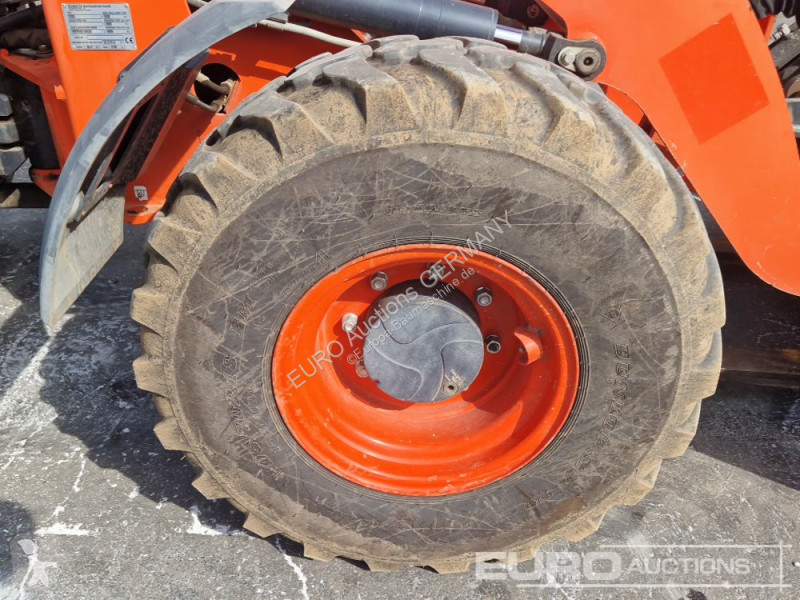 Lastare Kubota R085