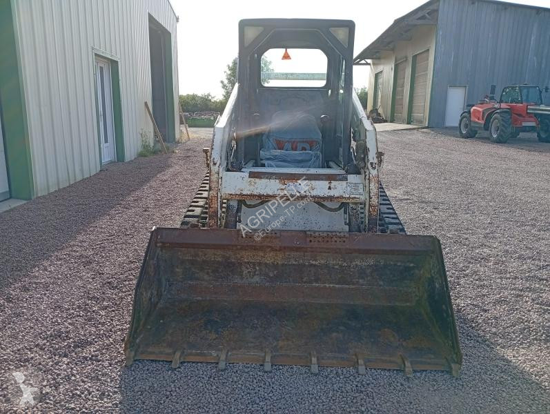 Pá carregadora Bobcat  t190
