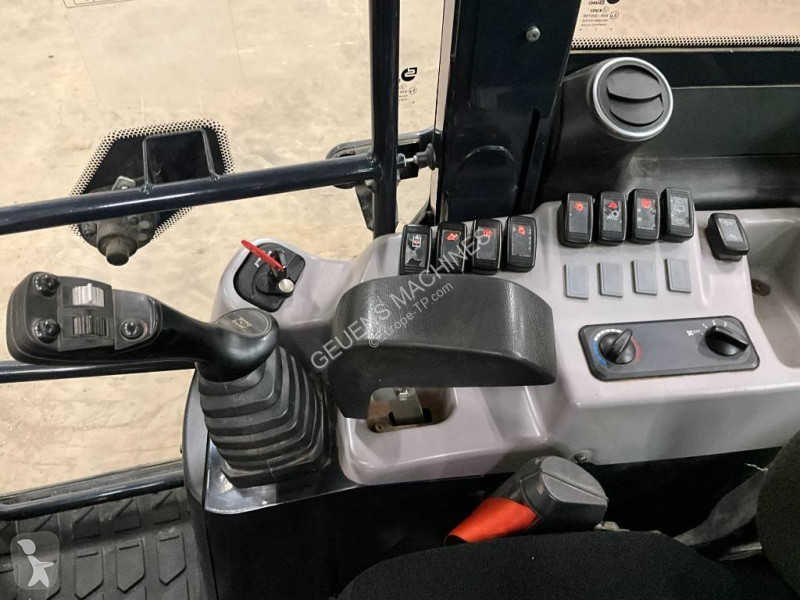Pala cargadora Kubota R 090