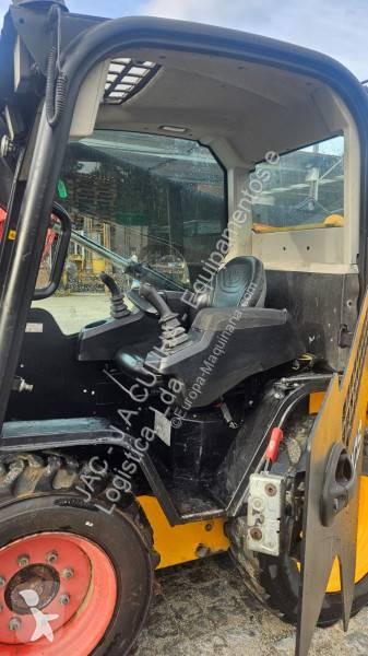 Chargeuse JCB JCB Robot 135