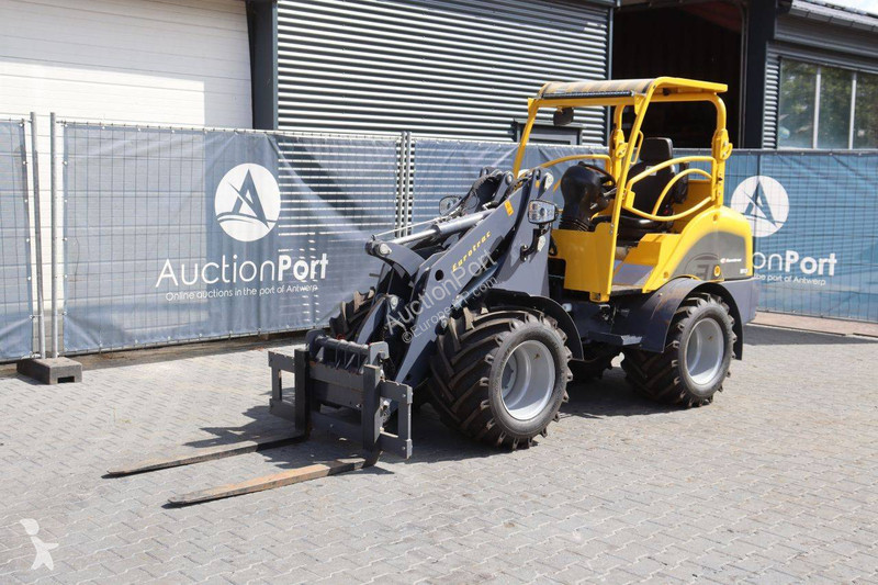 Chargeuse Eurotrac 850/W13F
