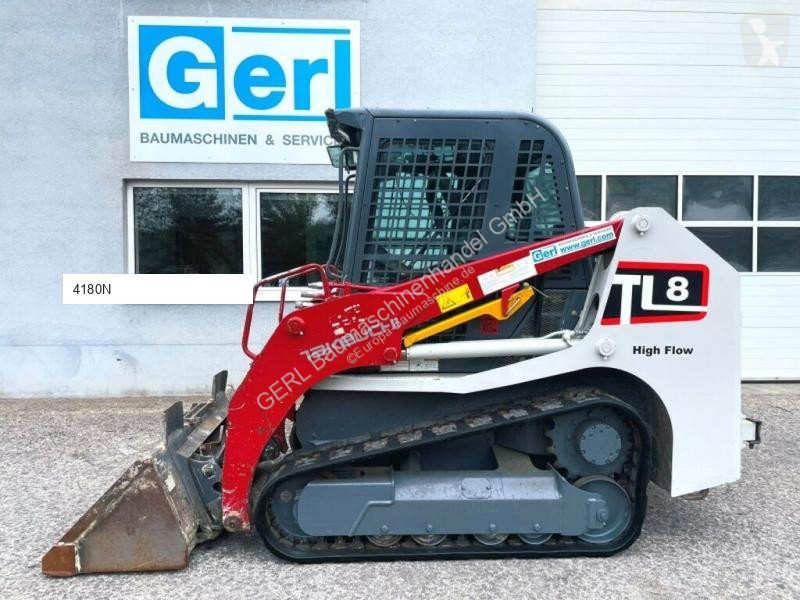 مُحمّلة Takeuchi TL8