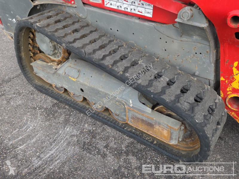 Товарач Bobcat T590