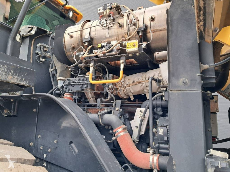 مُحمّلة Komatsu WA475-10E0