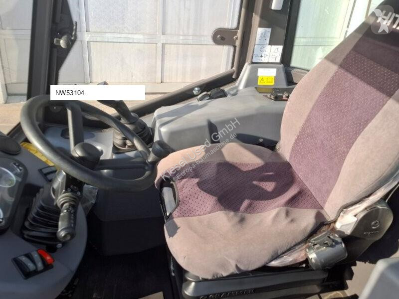 Shovel Hitachi 6