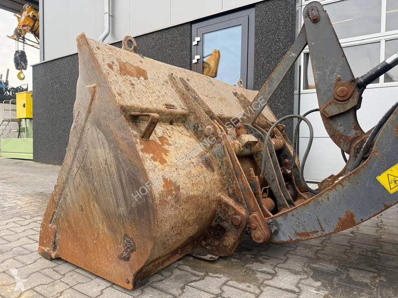 Shovel Terex