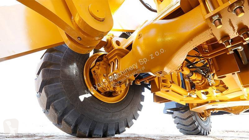 Nakladač Caterpillar a CAT Caterpillar brand 7...
