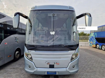 Междуградски автобус Scania Touring HD