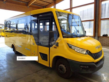 Училищен автобус Iveco