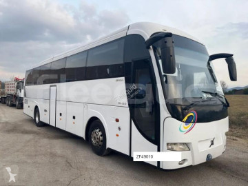 Междуградски автобус Volvo B12 B12