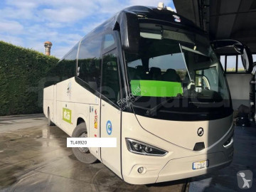 Междуградски автобус Irizar Daf