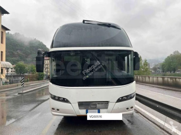Междуградски автобус Neoplan Cityliner